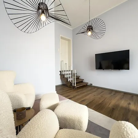 Messenah Fuer 8 Gaeste Mit Privateingang Lejlighed