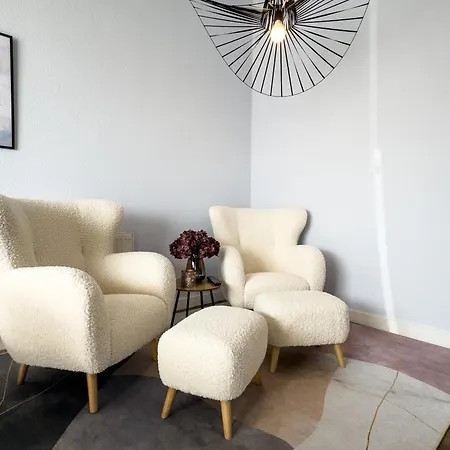 Messenah Fuer 8 Gaeste Mit Privateingang Lejlighed